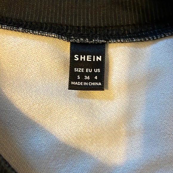 NWOT SHEIN HOLIDAY TOP size small - Picture 4 of 4